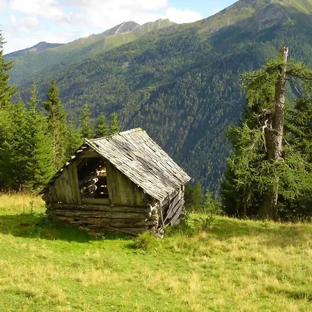 Gaestehaus Marianne Baier לינה וארוחת בוקר 3*